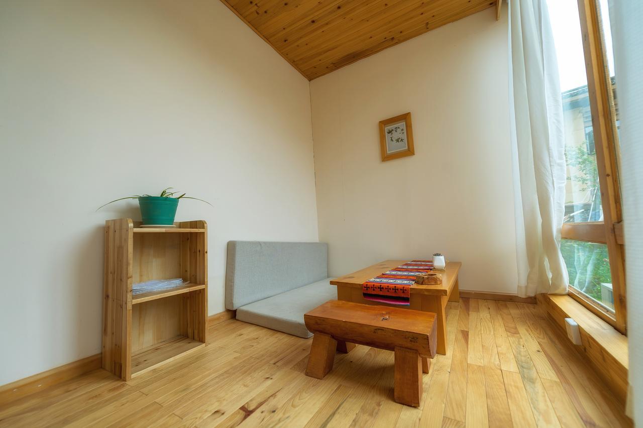 Huksum House Apartment Deqen Exterior photo